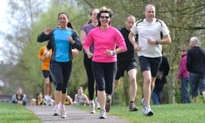 Running group training wearing many colors 300x180